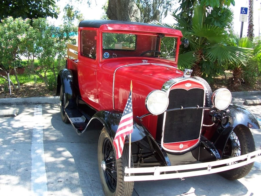 1931 Ford Model A Pickup & Model AA - Image 7 of 7