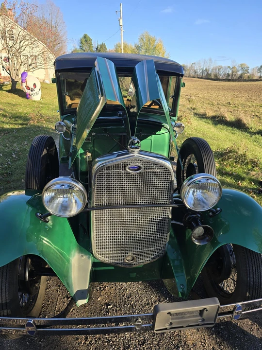 1931 Ford Model A Pickup & Model AA - Image 12 of 31
