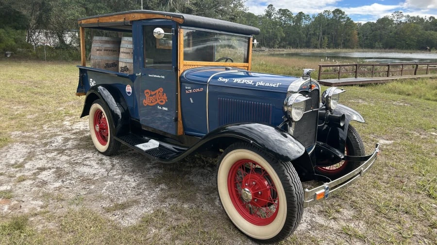 1931 Ford Model A Pickup & Model AA - Image 8 of 12