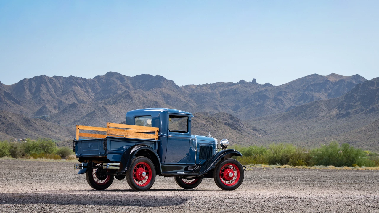1931 Ford Model A Pickup & Model AA - Image 16 of 31