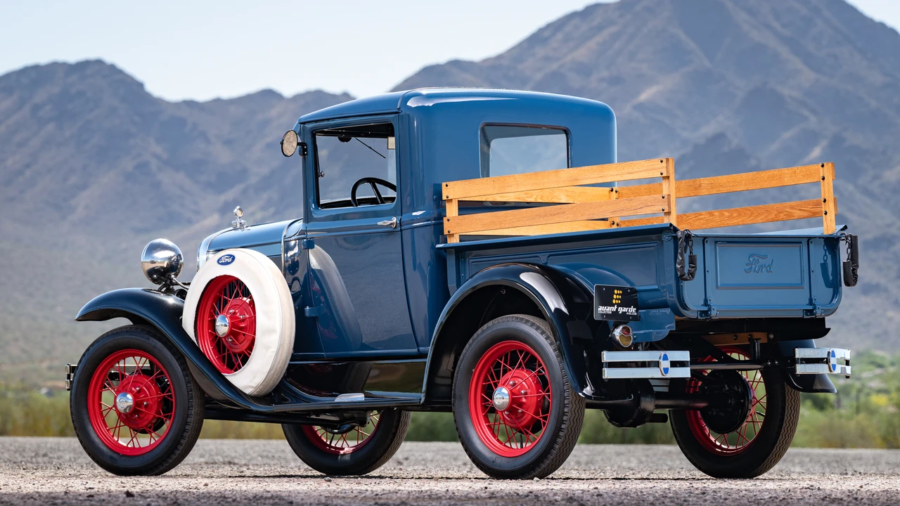 1931 Ford Model A Pickup & Model AA - Image 25 of 31