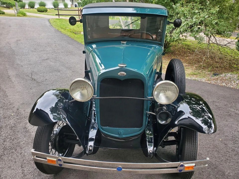 1931 Ford Model A Pickup & Model AA - Image 16 of 31