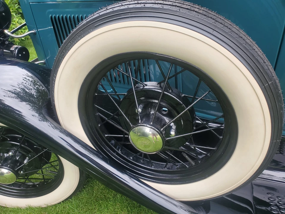 1931 Ford Model A Pickup & Model AA - Image 29 of 31