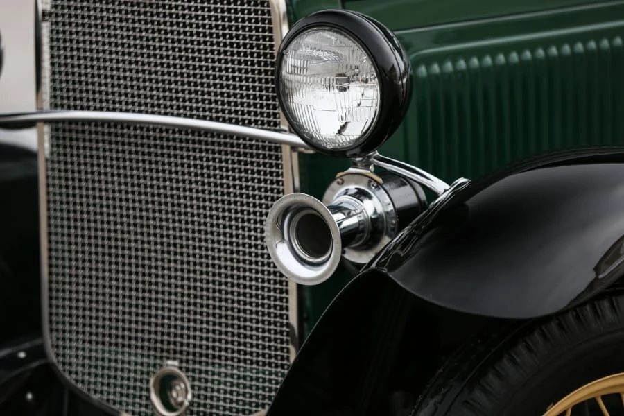 1931 Ford Model A Pickup & Model AA - Image 10 of 12