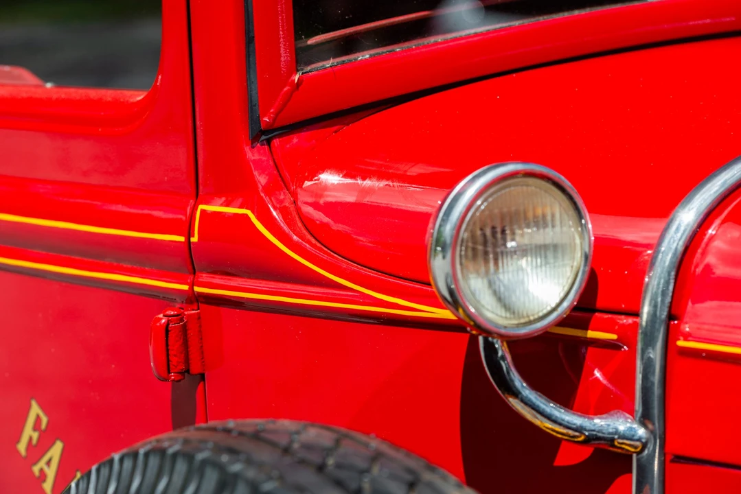 1931 Ford Model A Pickup & Model AA - Image 9 of 31