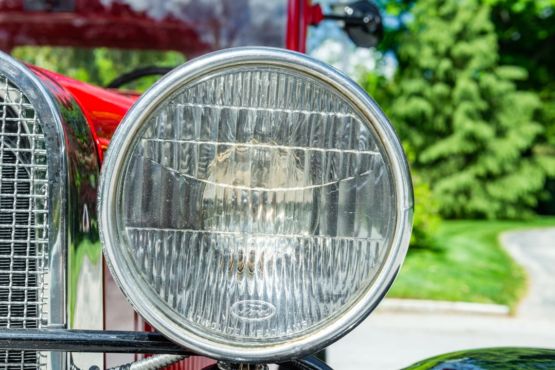 1931 Ford Model A Pickup & Model AA - Image 11 of 31
