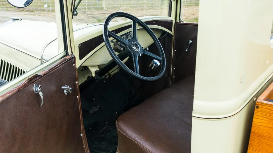 1931 Ford Model A Pickup & Model AA - Image 4 of 12