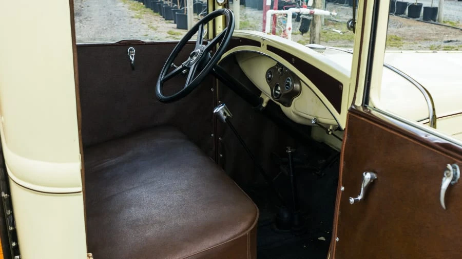 1931 Ford Model A Pickup & Model AA - Image 5 of 12