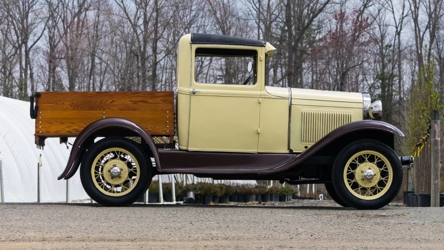 1931 Ford Model A Pickup & Model AA - Image 8 of 12