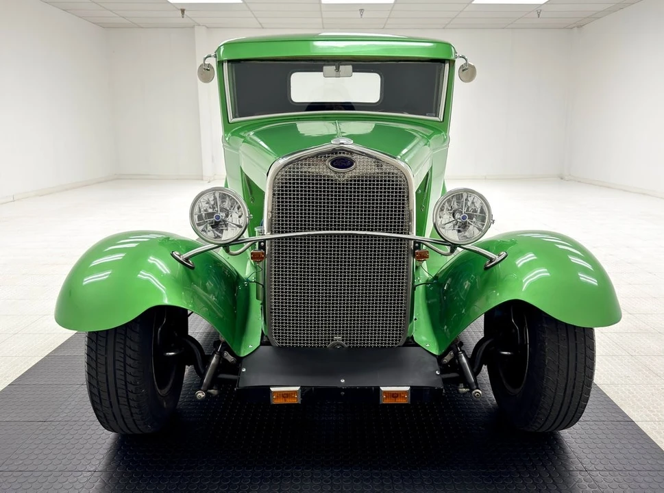 1931 Ford Model A Pickup & Model AA - Image 8 of 12