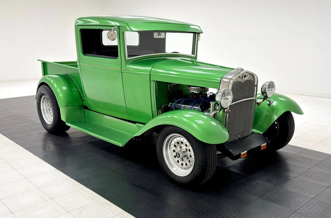 1931 Ford Model A Pickup & Model AA - Image 7 of 12
