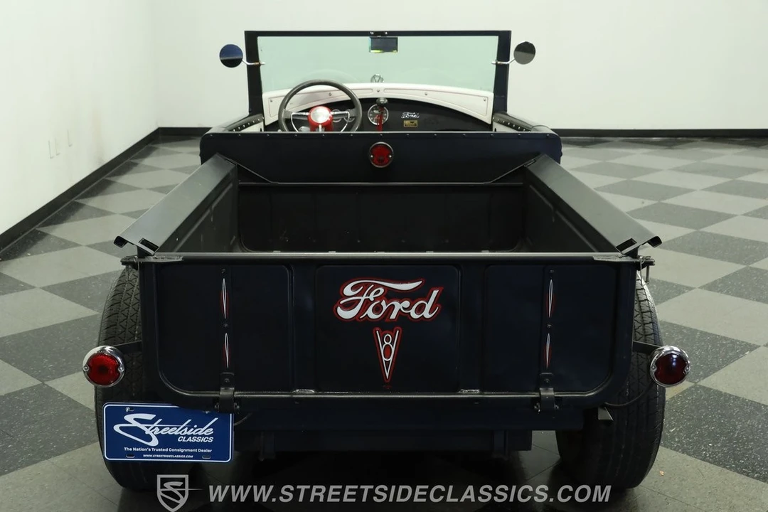 1931 Ford Model A Pickup & Model AA - Image 10 of 31