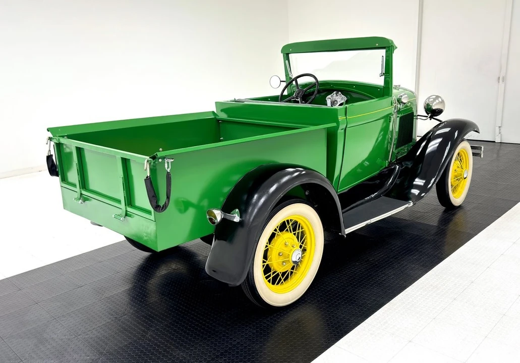 1931 Ford Model A Pickup & Model AA - Image 5 of 12