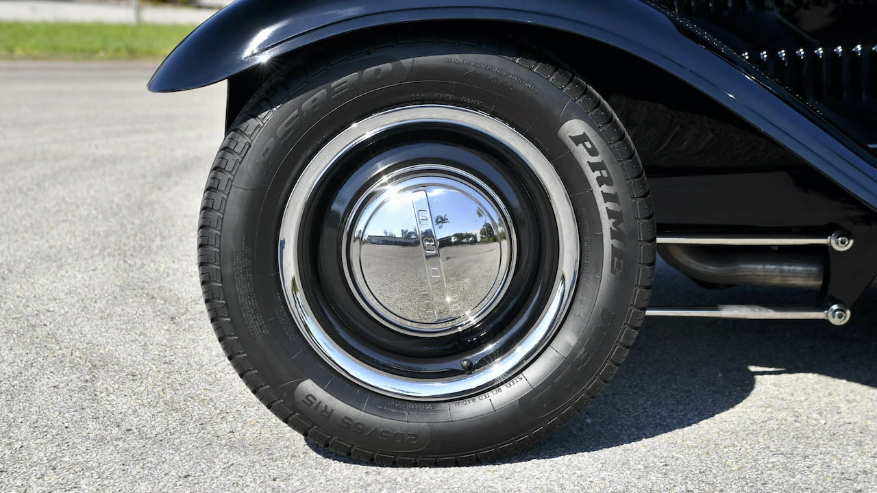 1931 Ford Model A Pickup & Model AA - Image 27 of 31
