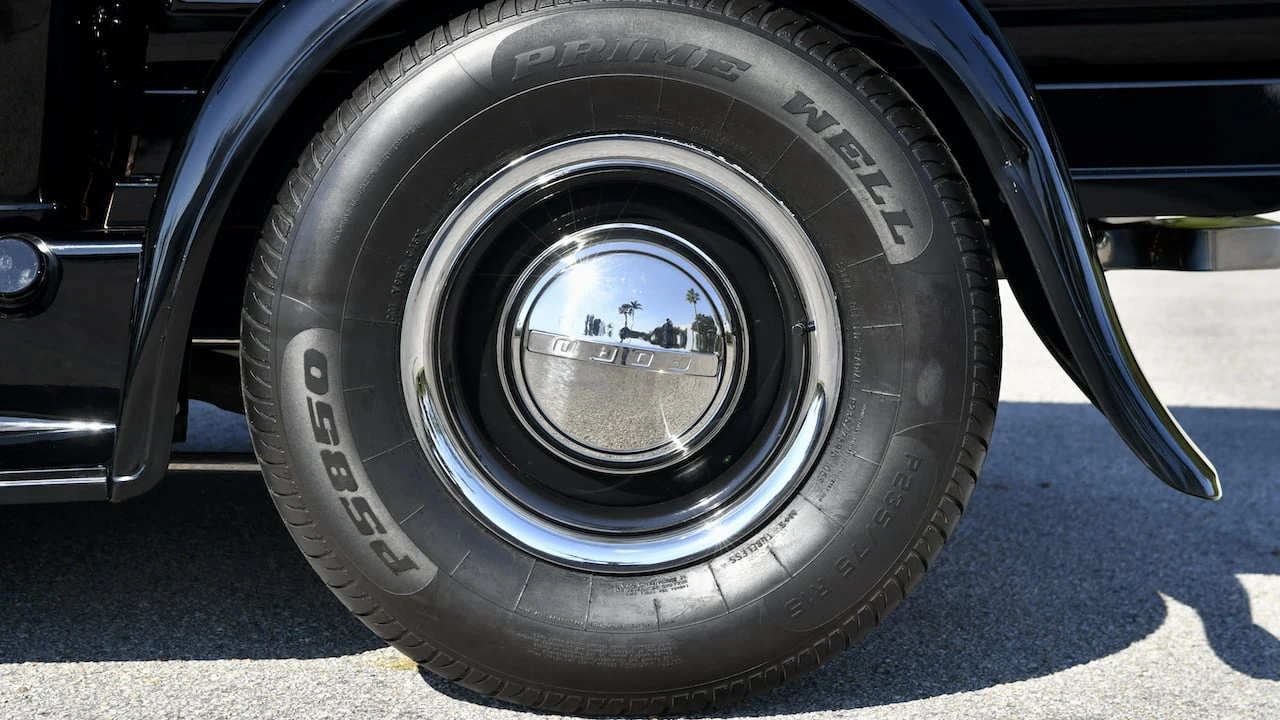 1931 Ford Model A Pickup & Model AA - Image 28 of 31