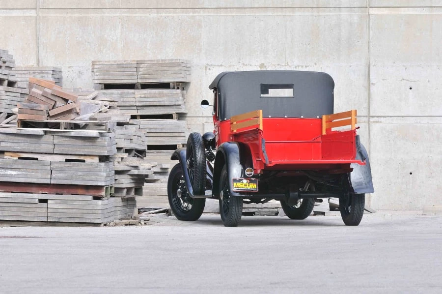 1931 Ford Model A Pickup & Model AA - Image 9 of 11