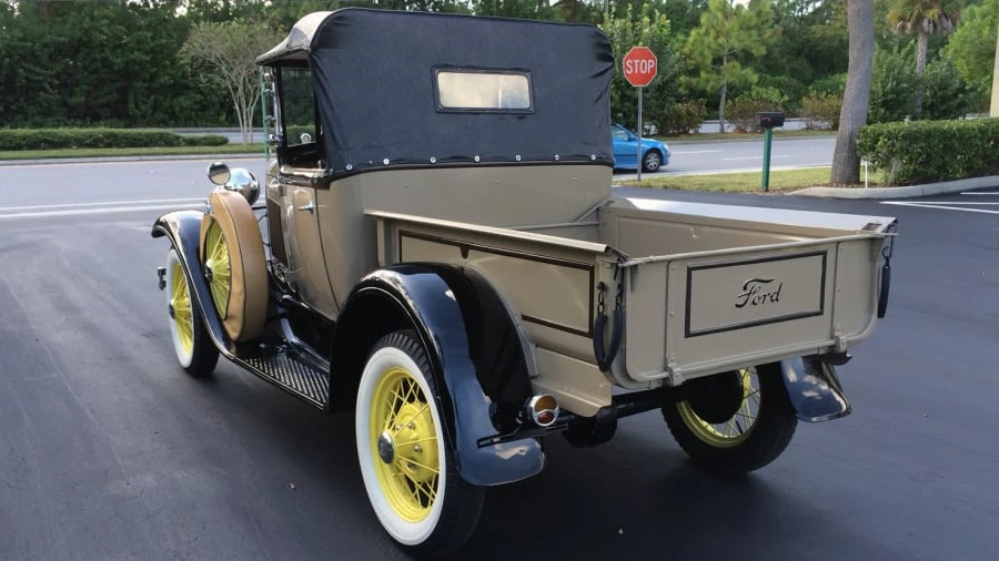 1931 Ford Model A Pickup & Model AA - Image 3 of 6