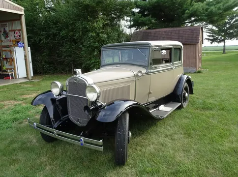 1931 Ford Model A Victoria