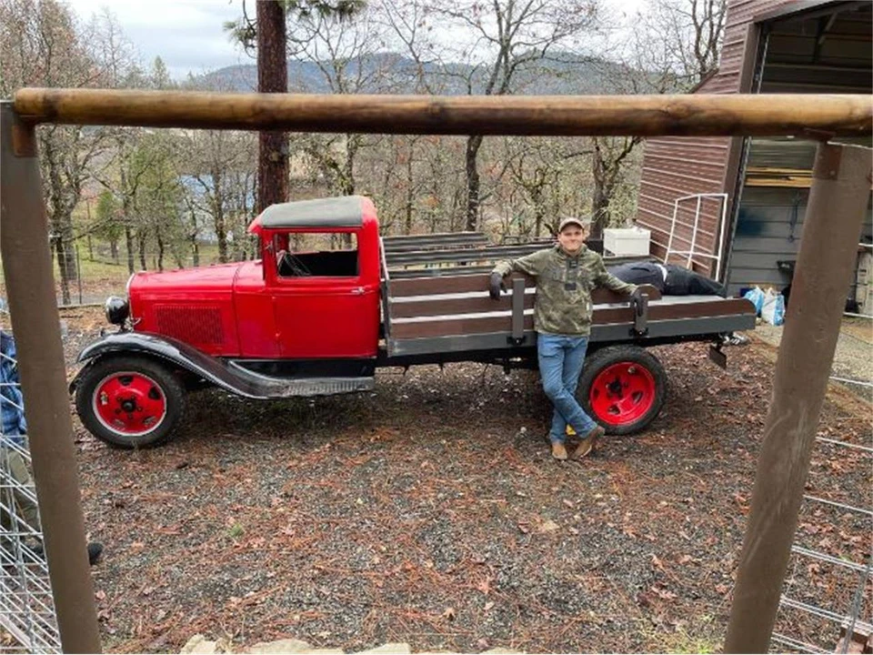 1931 Ford Model A Pickup & Model AA - Image 2 of 16