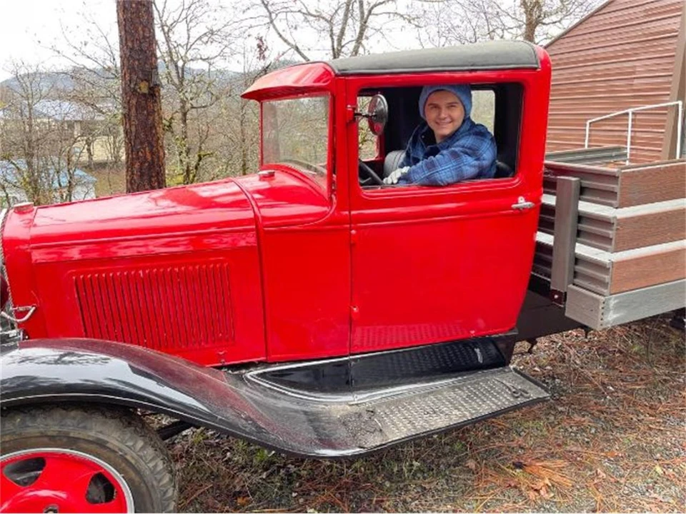 1931 Ford Model A Pickup & Model AA - Image 3 of 16