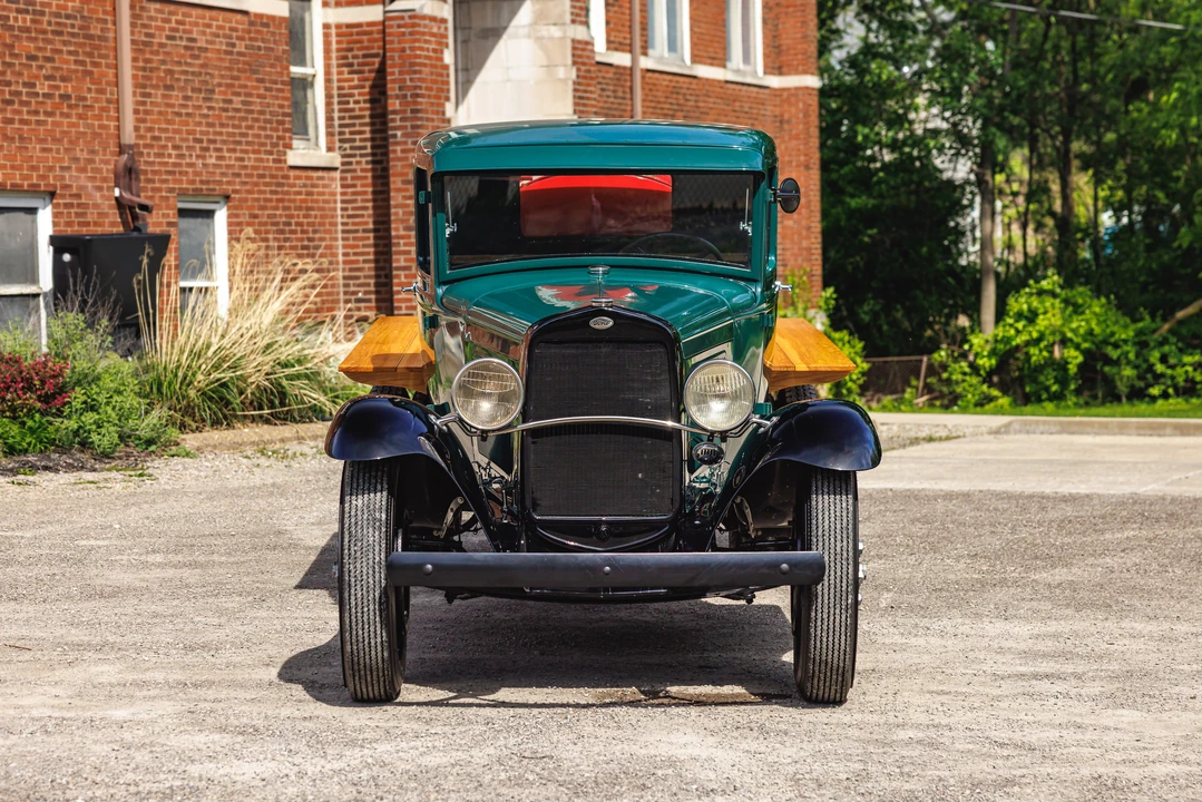 1931 Ford Model A Pickup & Model AA - Image 18 of 31