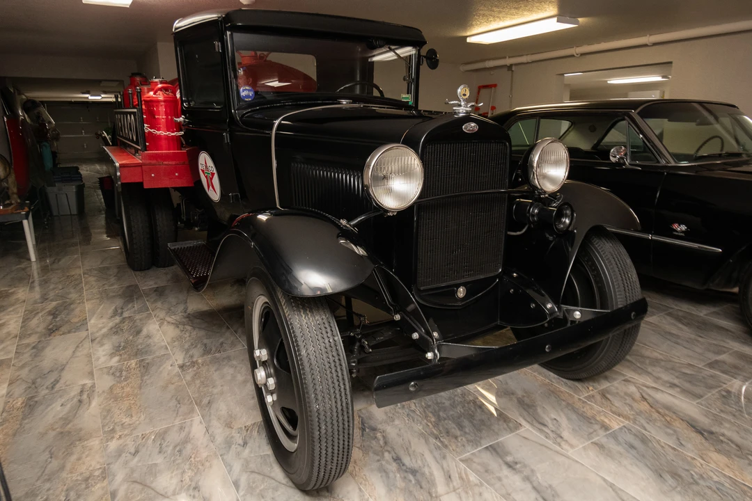 1931 Ford Model A Pickup & Model AA - Image 6 of 31