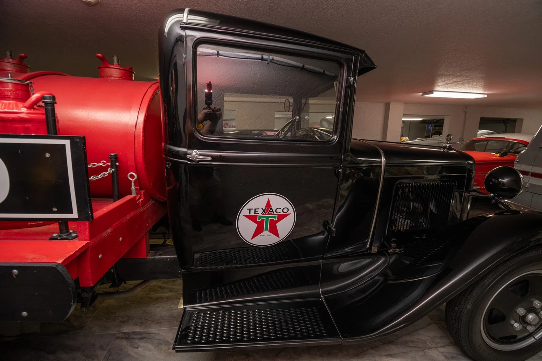 1931 Ford Model A Pickup & Model AA - Image 30 of 31