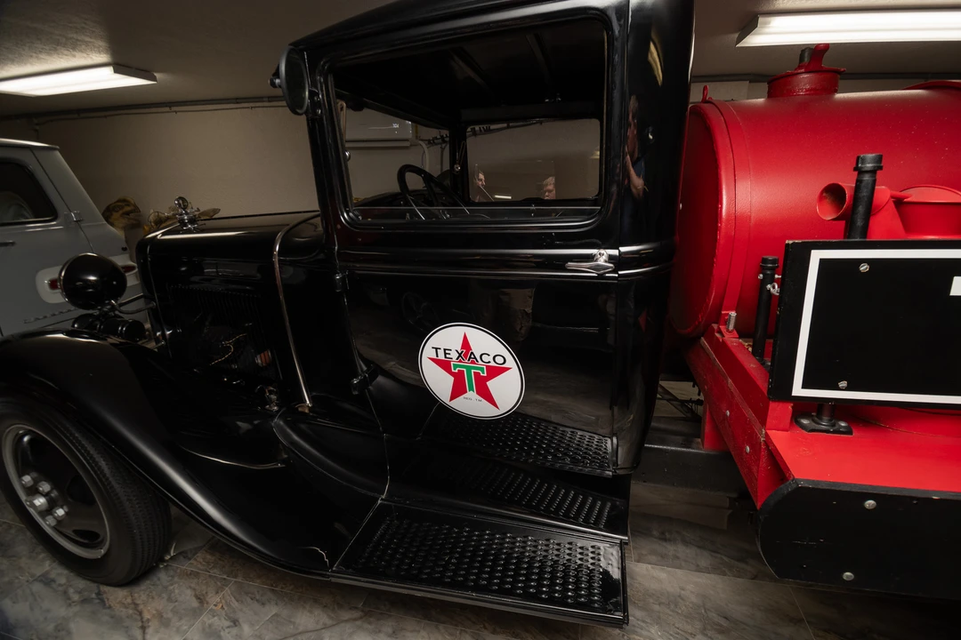1931 Ford Model A Pickup & Model AA - Image 15 of 31