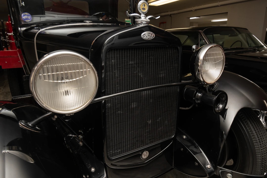 1931 Ford Model A Pickup & Model AA - Image 8 of 31