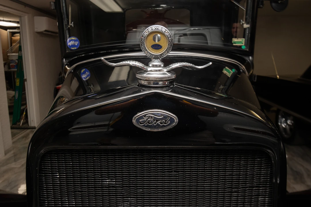 1931 Ford Model A Pickup & Model AA - Image 9 of 31