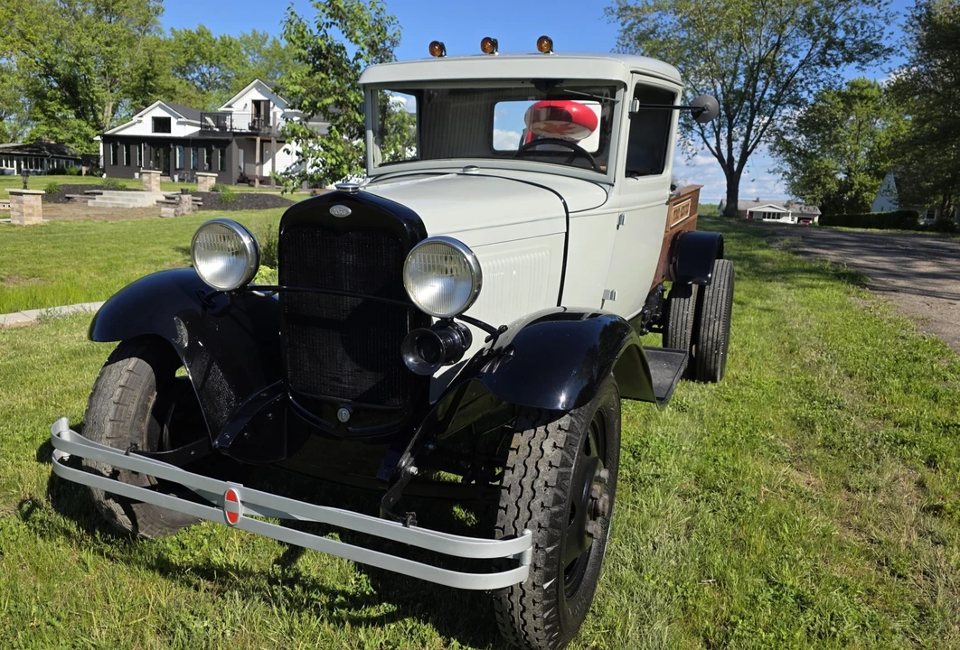 1931 Ford Model A Pickup & Model AA - Image 2 of 31