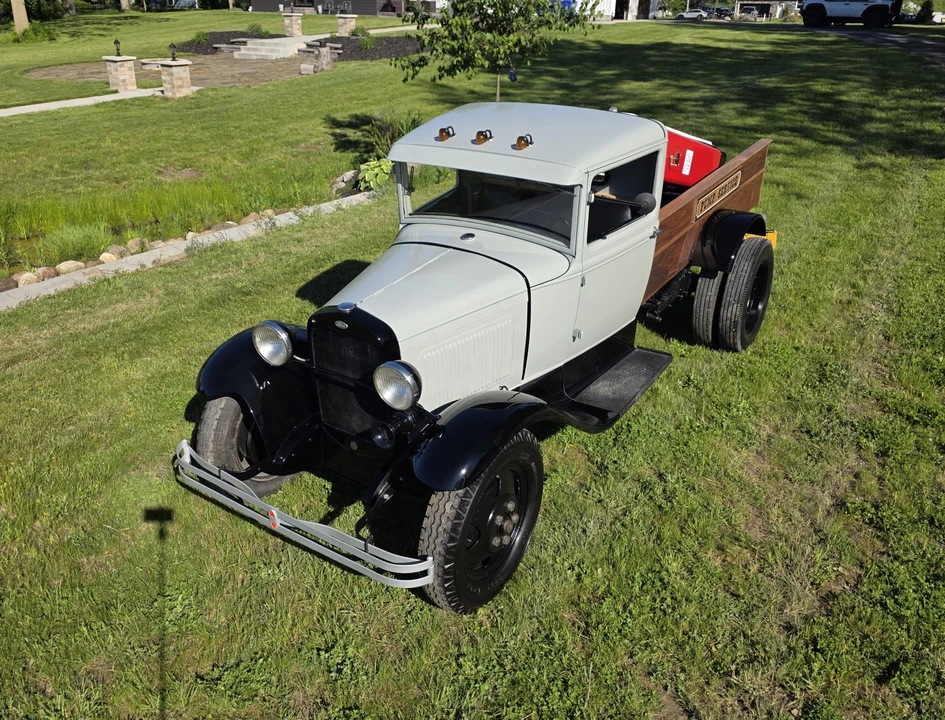 1931 Ford Model A Pickup & Model AA - Image 3 of 31