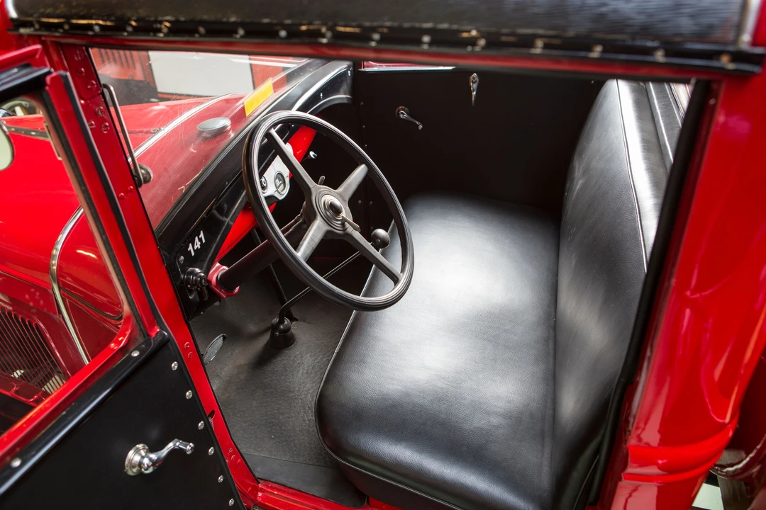 1931 Ford Model A Pickup & Model AA - Image 7 of 7