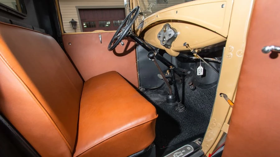1931 Ford Model A Pickup & Model AA - Image 5 of 15