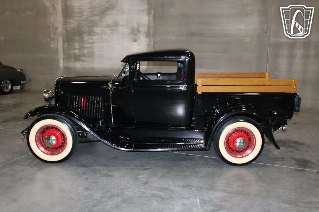 1931 Ford Model A Pickup & Model AA - Image 3 of 12