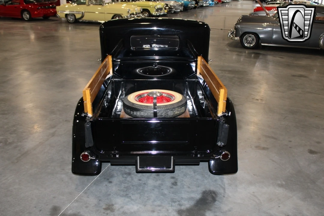 1931 Ford Model A Pickup & Model AA - Image 7 of 12