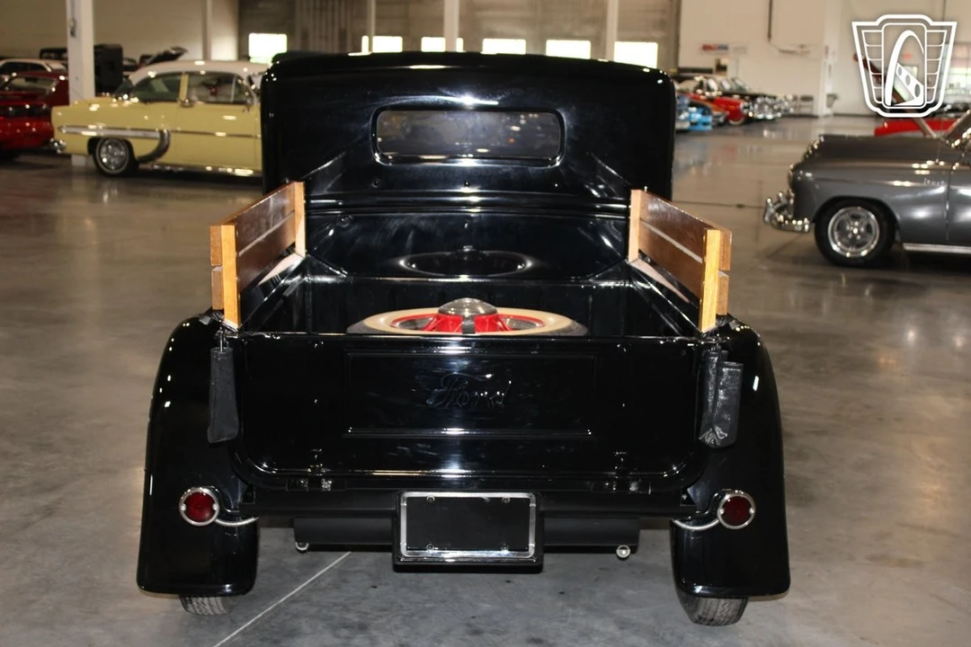 1931 Ford Model A Pickup & Model AA - Image 5 of 12