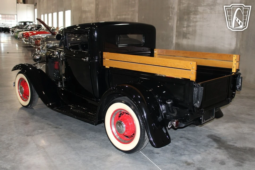 1931 Ford Model A Pickup & Model AA - Image 4 of 12