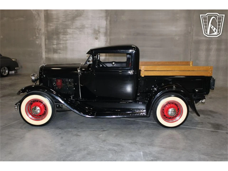 1931 Ford Model A Pickup & Model AA - Image 2 of 31
