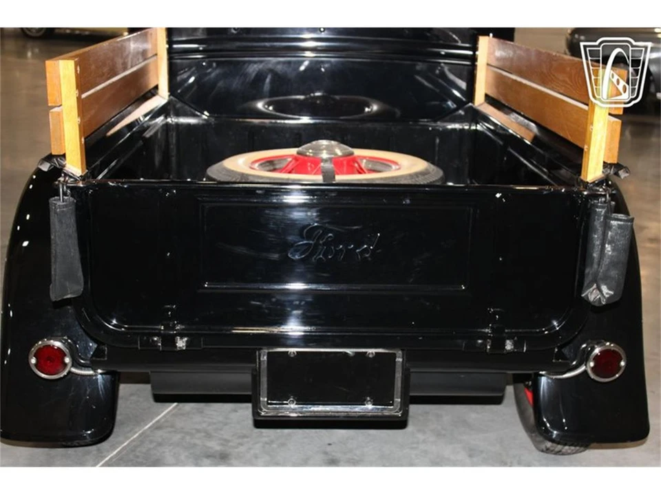 1931 Ford Model A Pickup & Model AA - Image 29 of 31