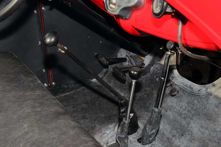 1931 Ford Model A Pickup & Model AA - Image 29 of 31