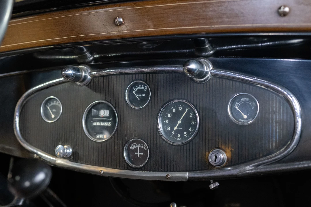 1931 LaSalle - Image 3 of 23