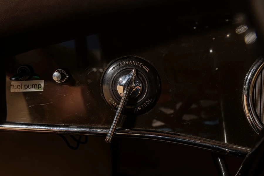 1931 LaSalle - Image 25 of 31