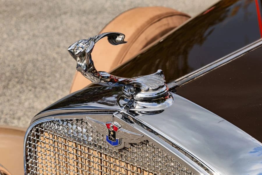 1931 LaSalle - Image 11 of 31