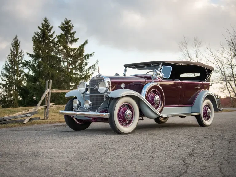 1931 LaSalle - Image 2 of 31