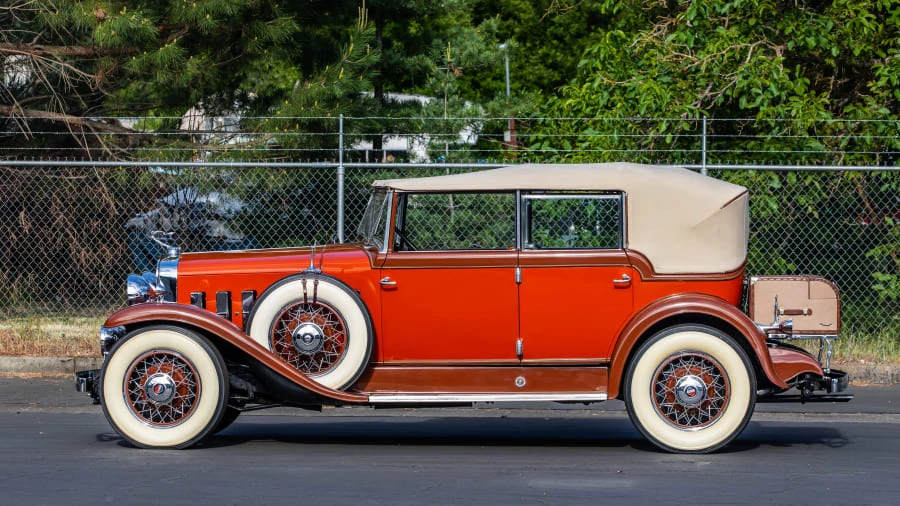 1931 LaSalle - Image 2 of 18