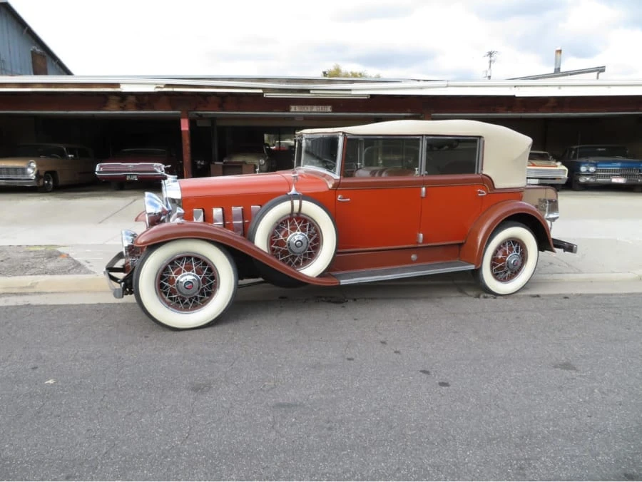 1931 LaSalle - Image 2 of 12