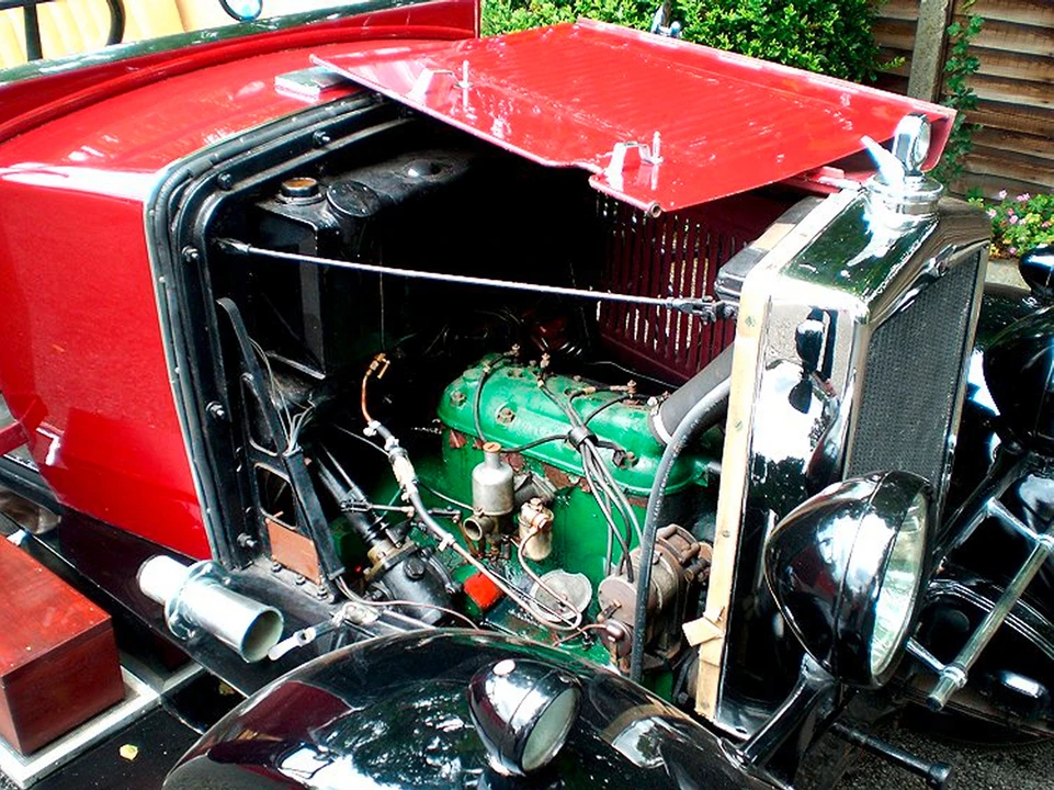 1931 Morris - Image 2 of 3
