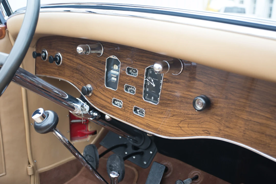 1931 Pierce-Arrow - Image 18 of 18