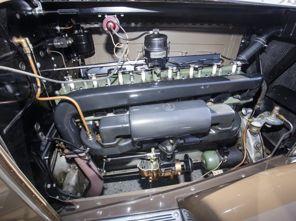 1931 Packard Eight - Image 13 of 31